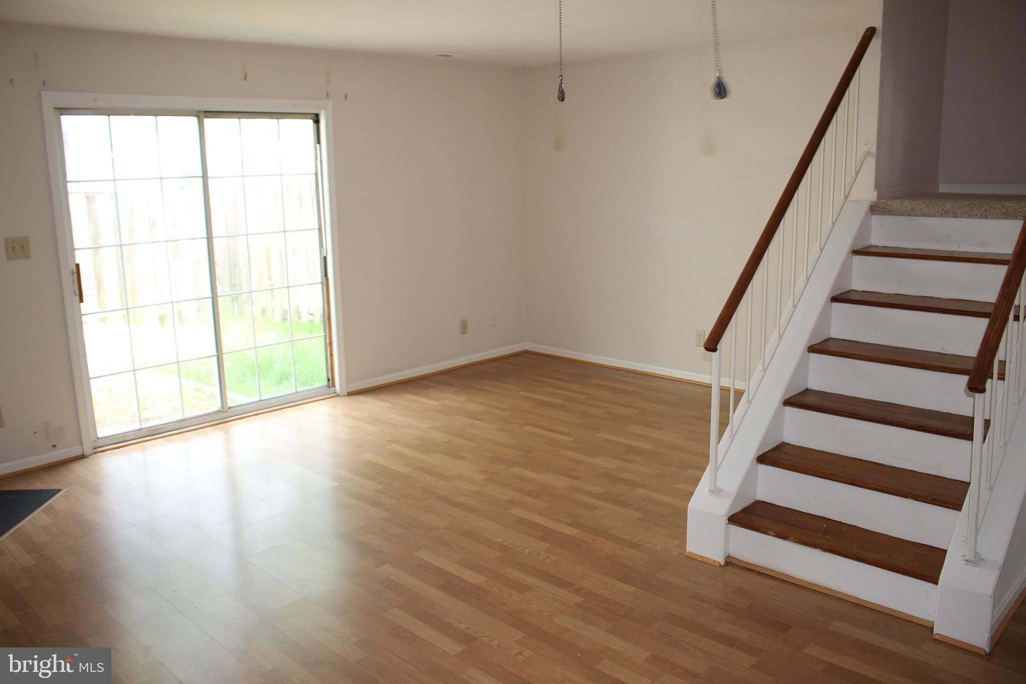 FAIRVIEW COMMONS - Residential