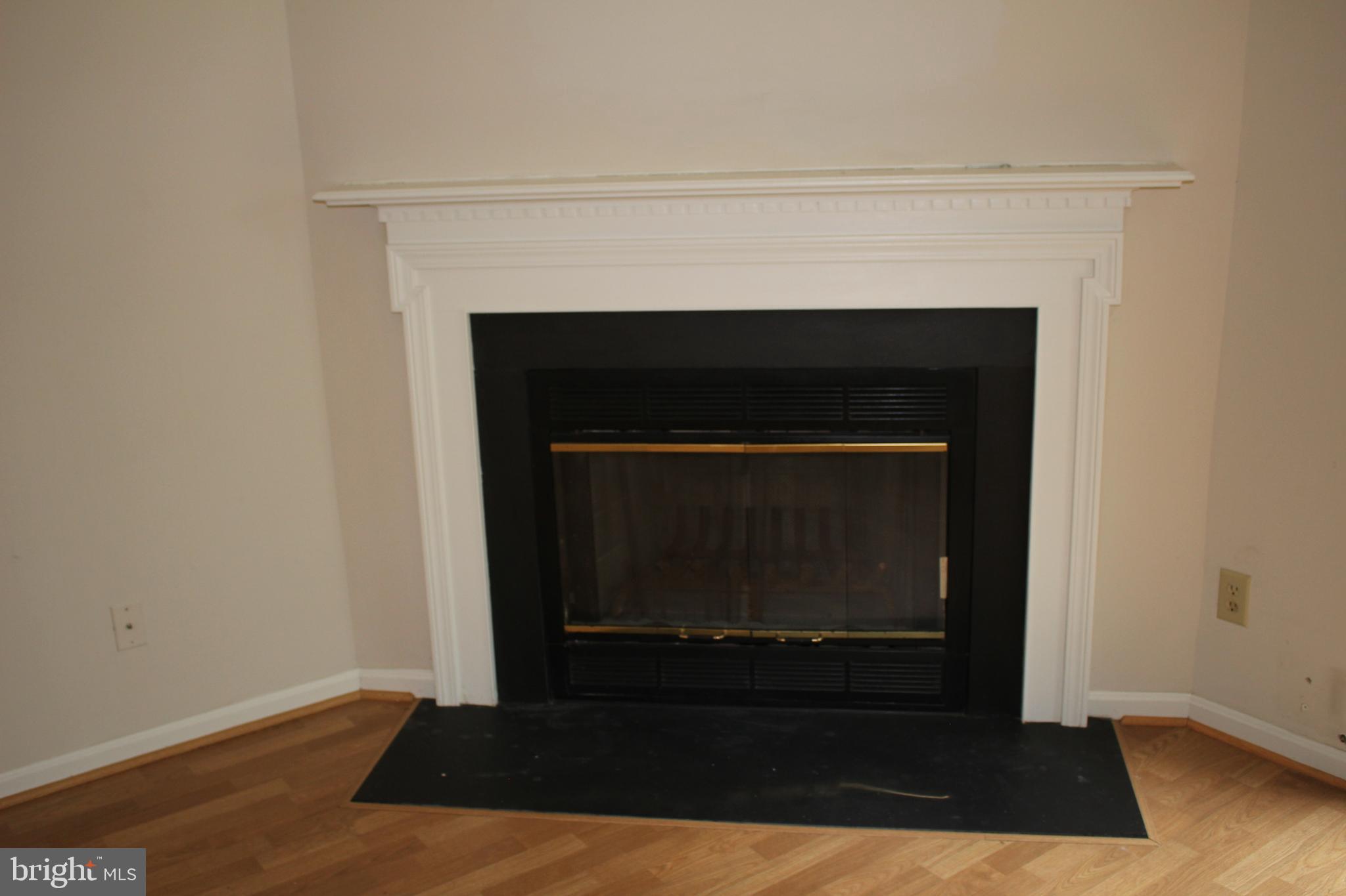 FAIRVIEW COMMONS - Residential