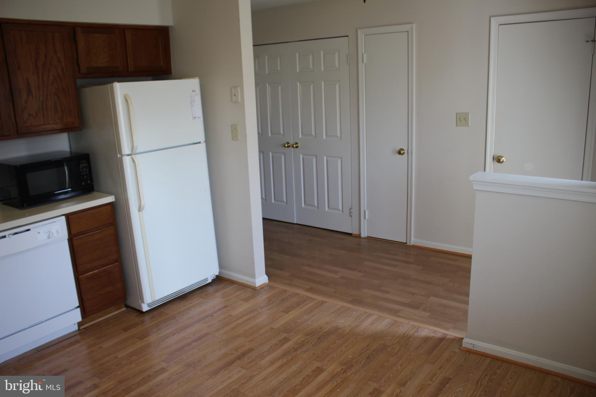 FAIRVIEW COMMONS - Residential