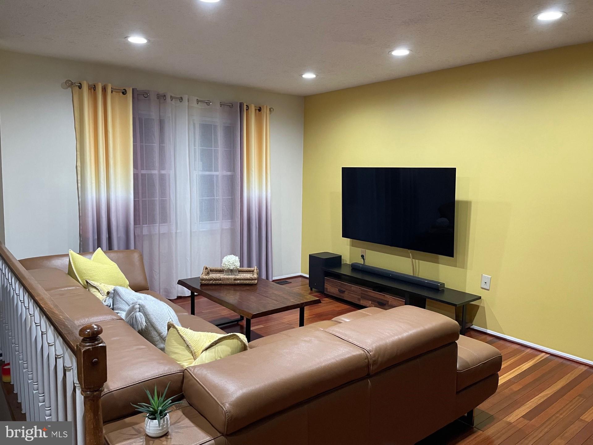 KINGS CONTRIVANCE - Residential Lease