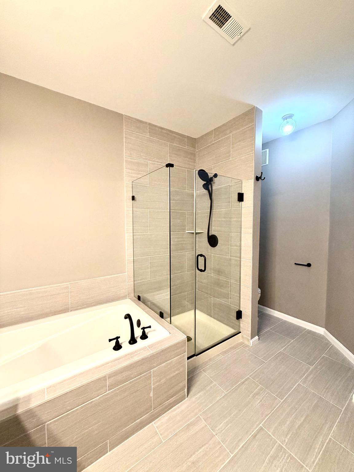 12501 HAYES COURT 402