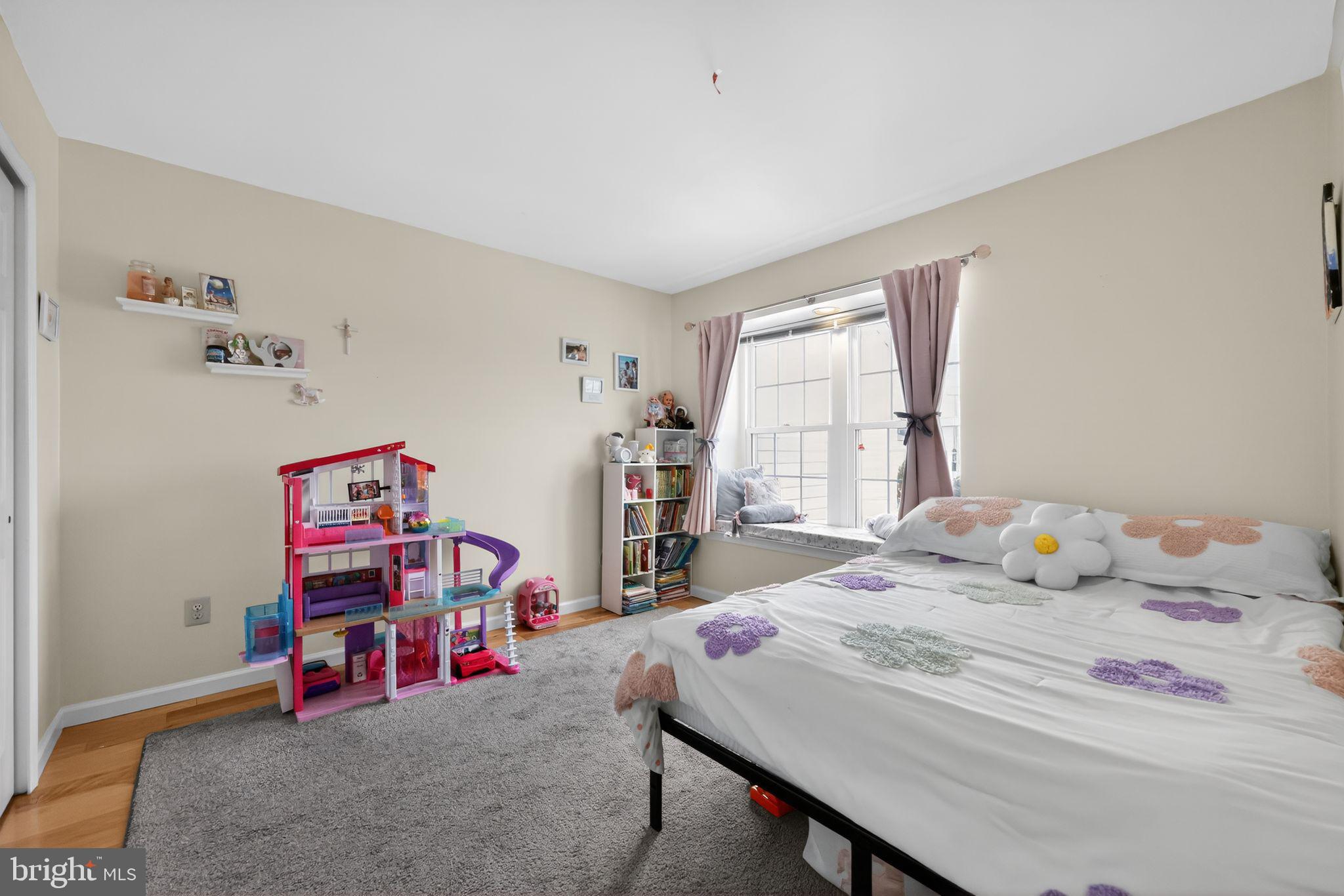 ASPEN WOODS - Residential