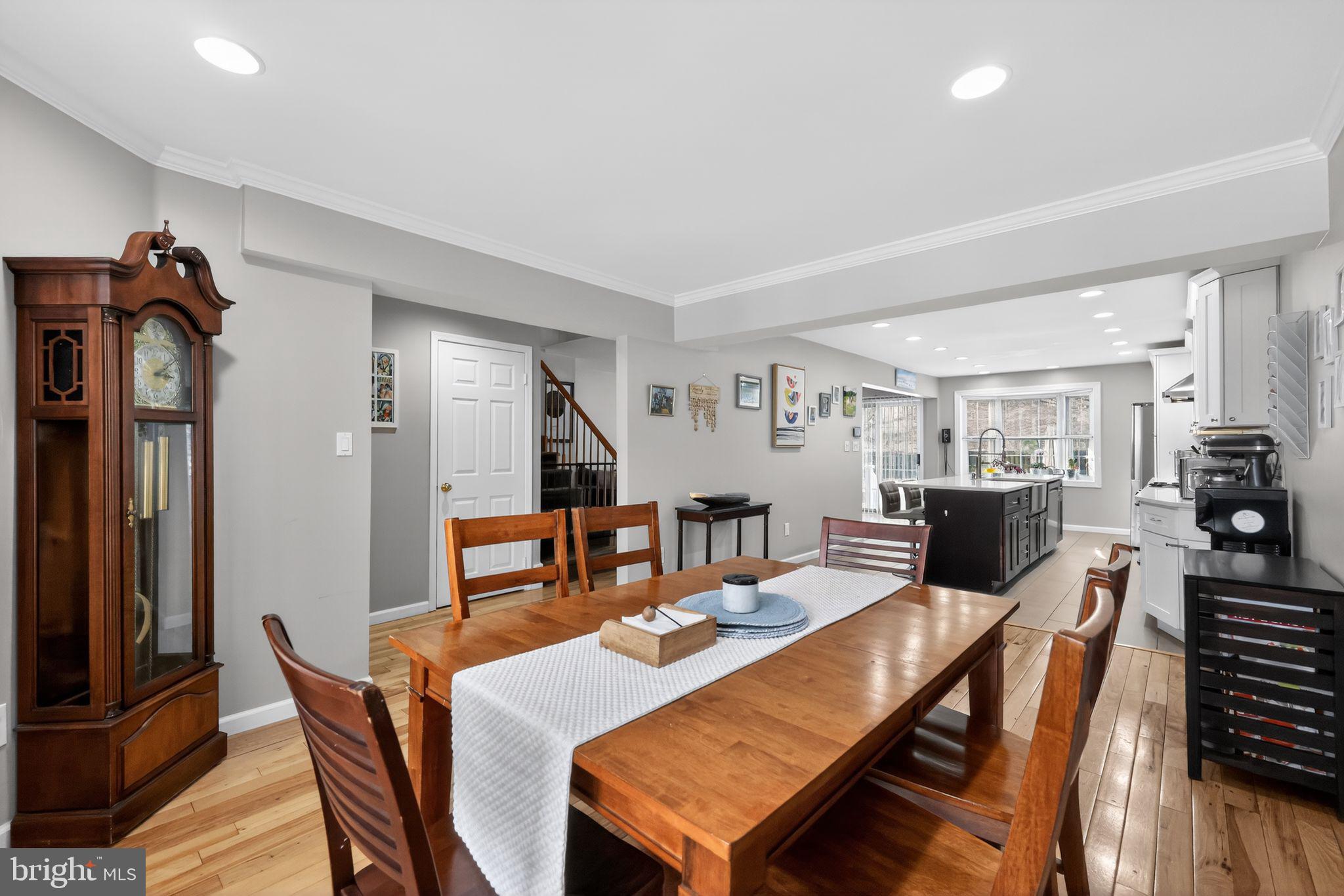 ASPEN WOODS - Residential