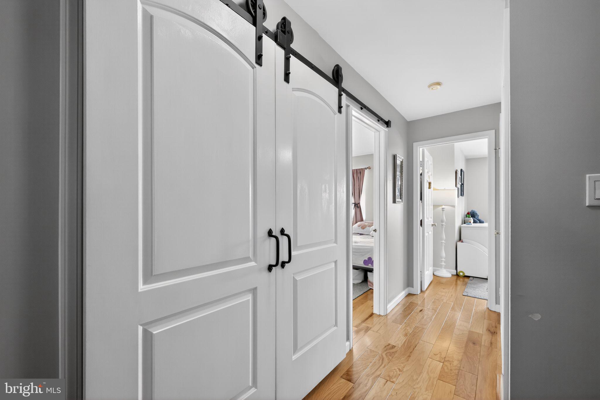 ASPEN WOODS - Residential