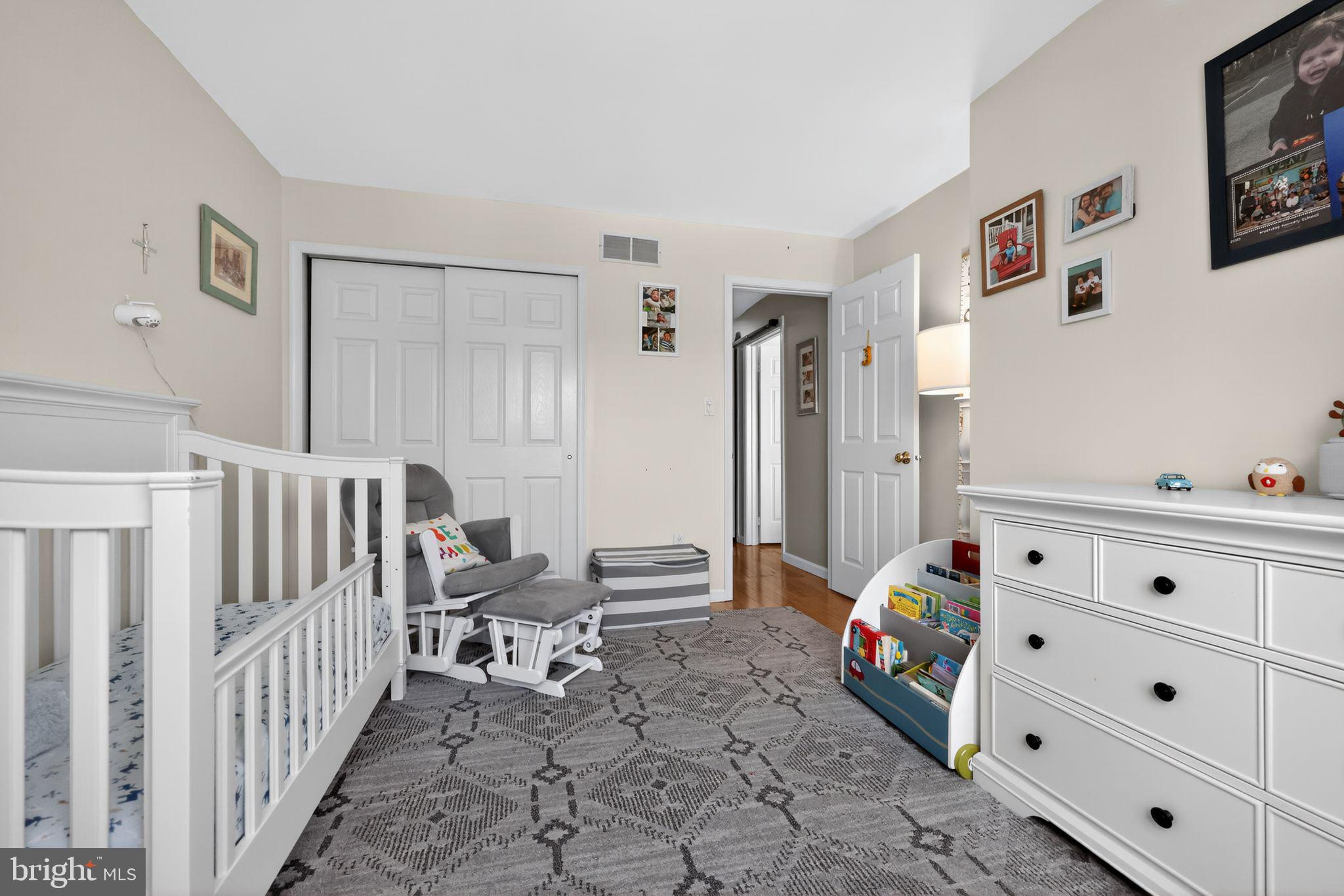 ASPEN WOODS - Residential