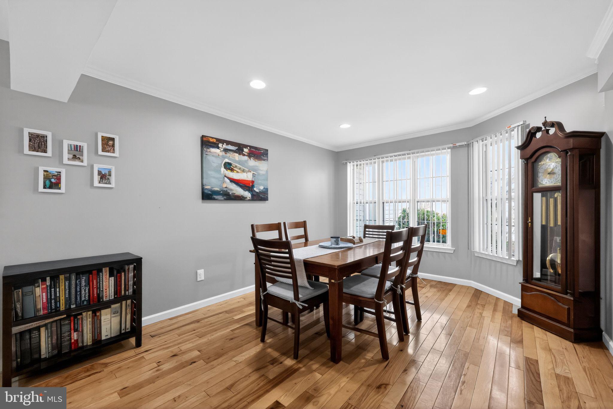 ASPEN WOODS - Residential