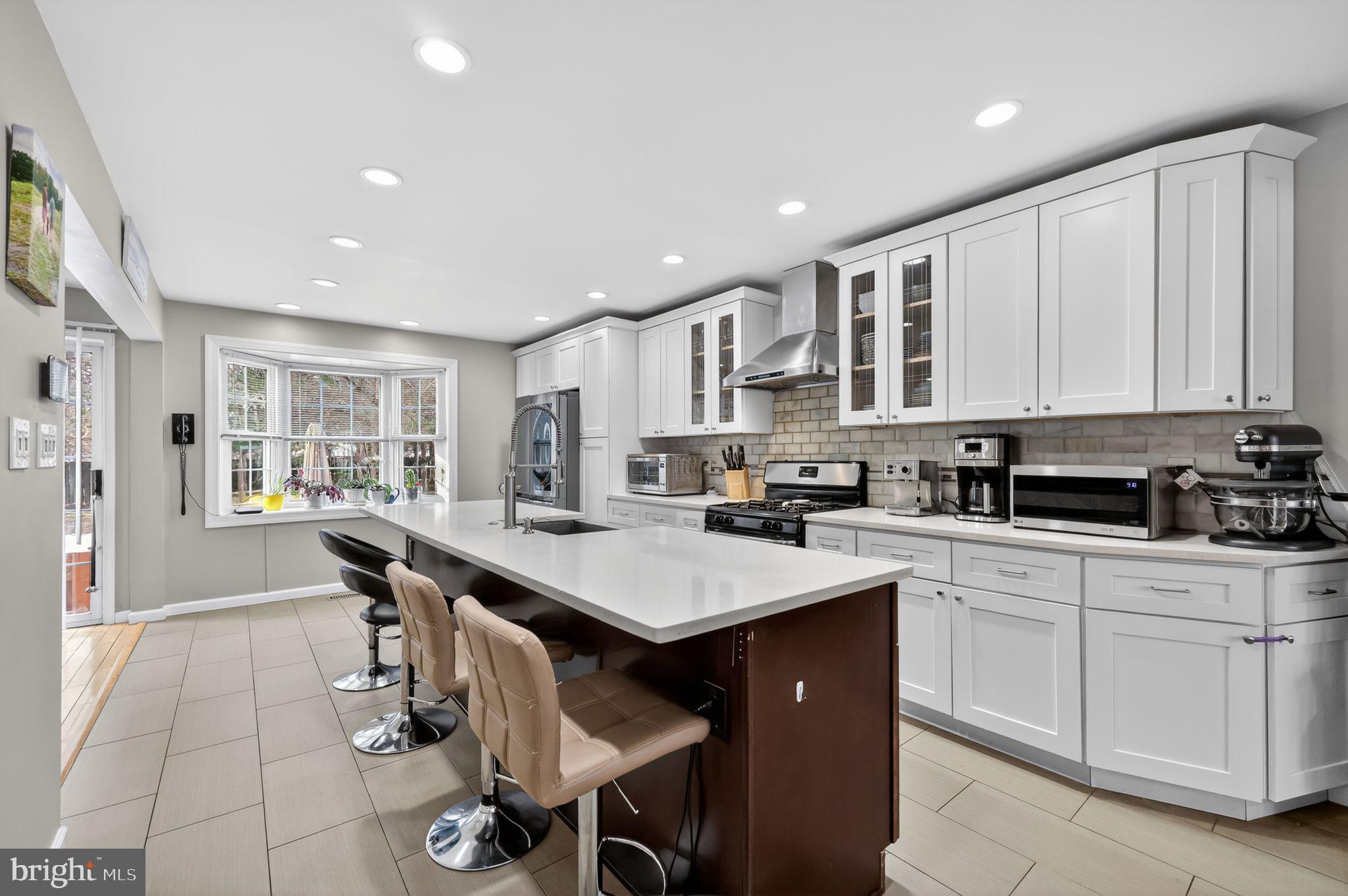 ASPEN WOODS - Residential