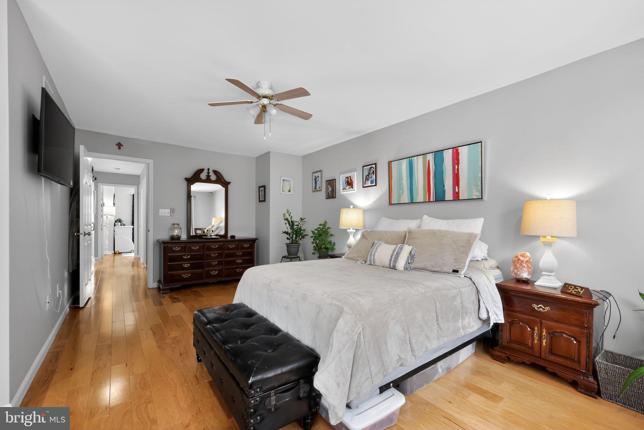 ASPEN WOODS - Residential