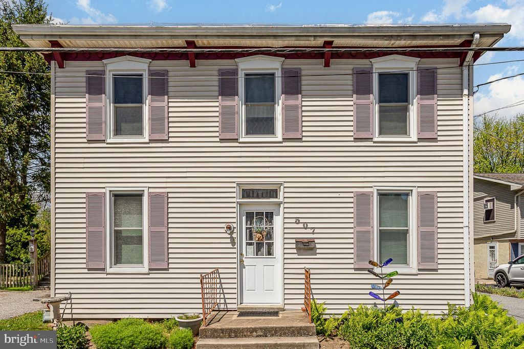 Photo of 307 Essex Street, Marietta, PA 17547 (MLS # PALA2050336)