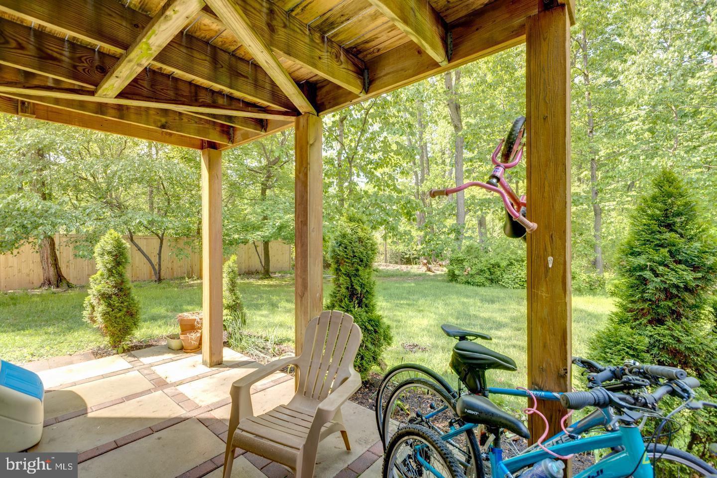 TYSONS TOWNES - Residential Lease