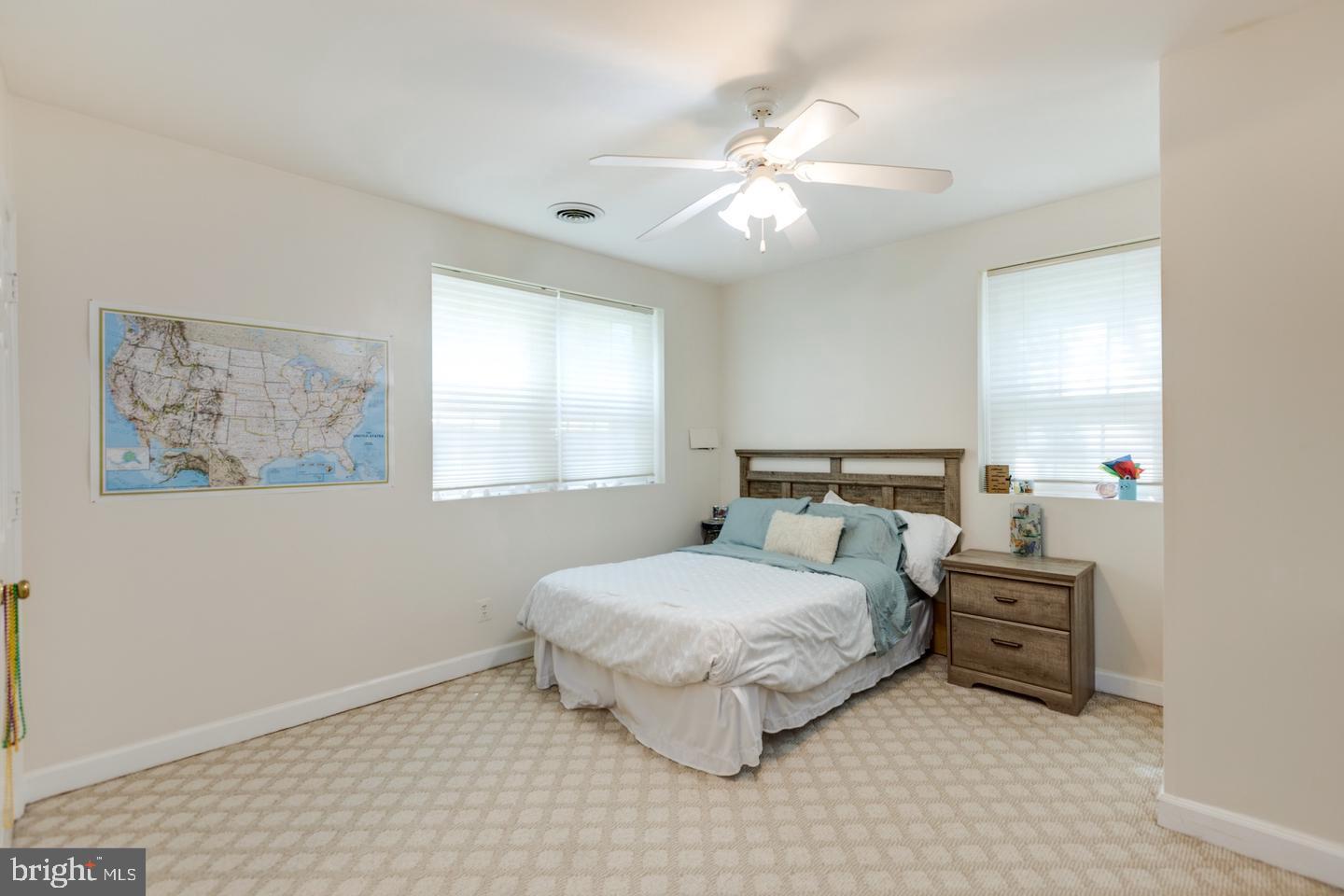 TYSONS TOWNES - Residential Lease