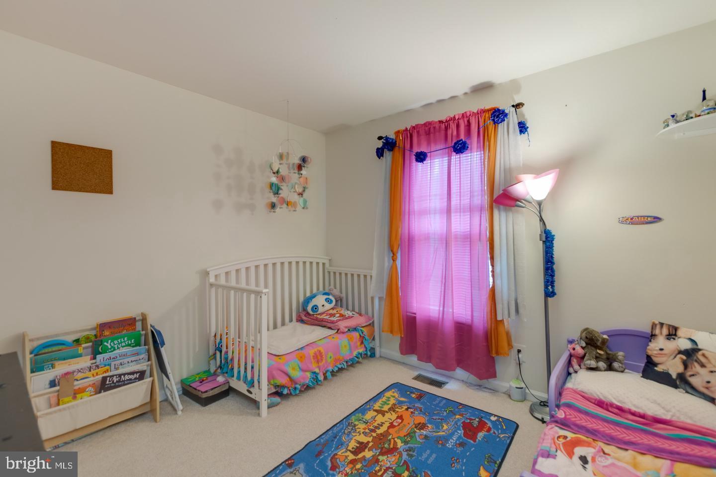 TYSONS TOWNES - Residential Lease