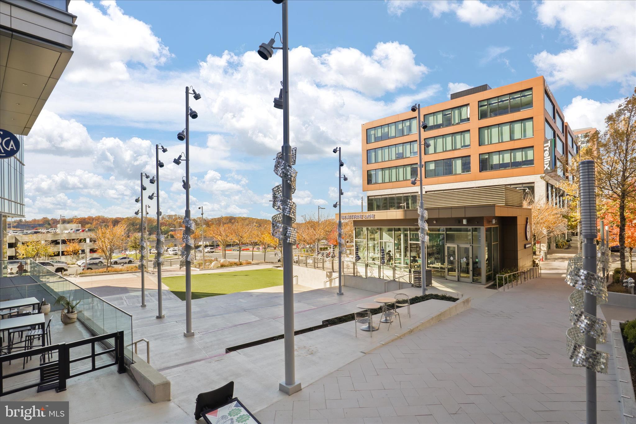 TYSONS TOWNES - Residential Lease