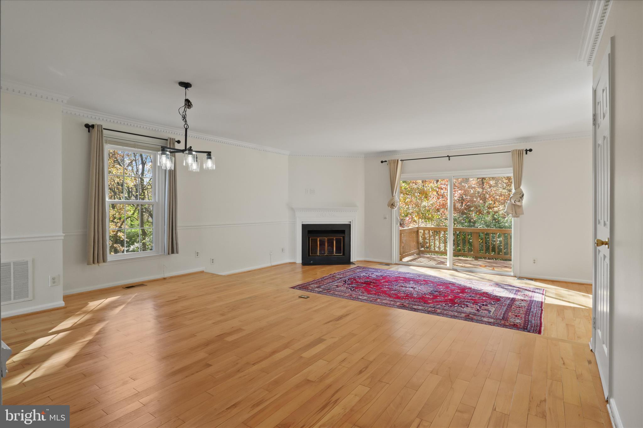 TYSONS TOWNES - Residential Lease