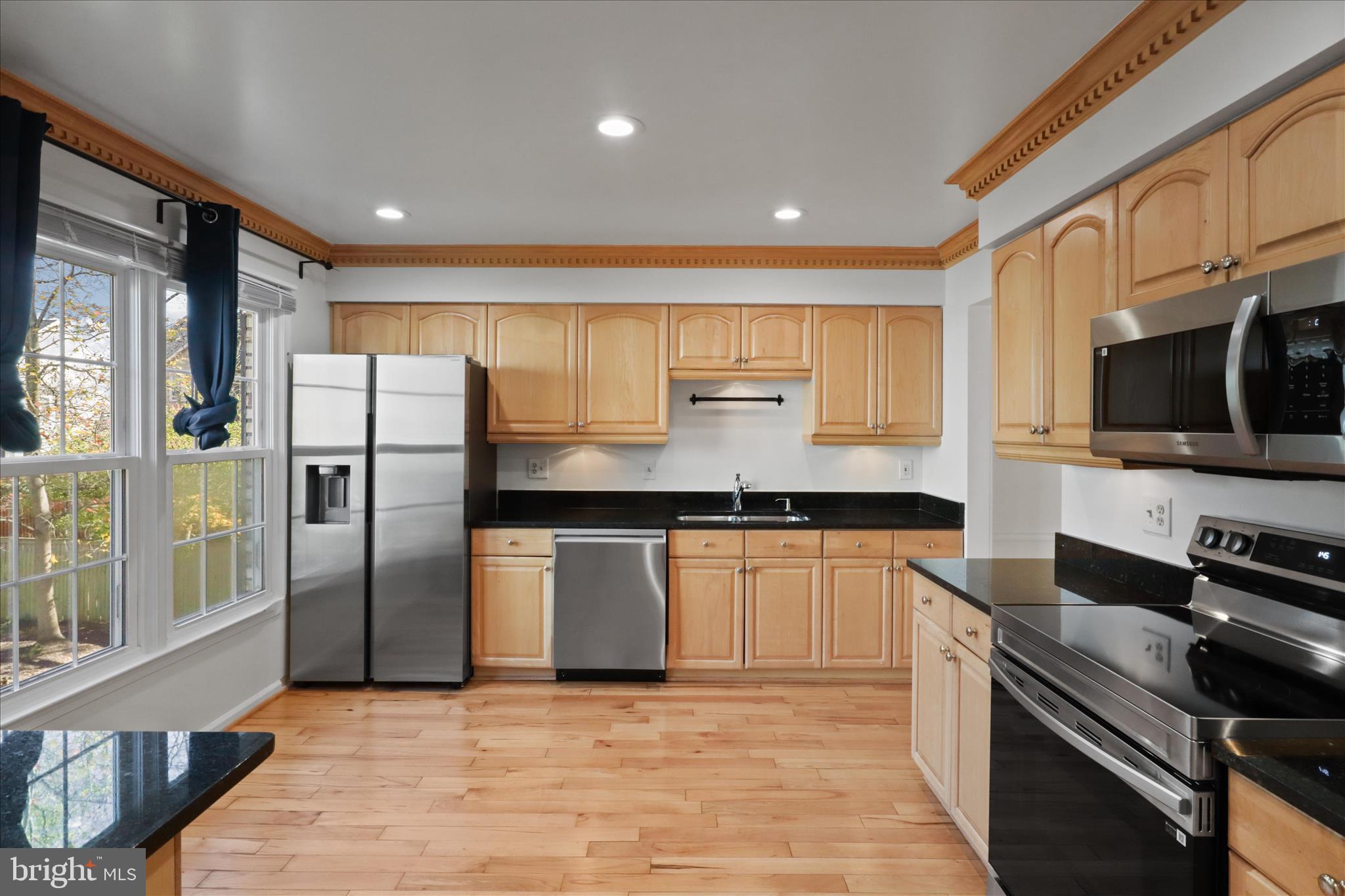 TYSONS TOWNES - Residential Lease