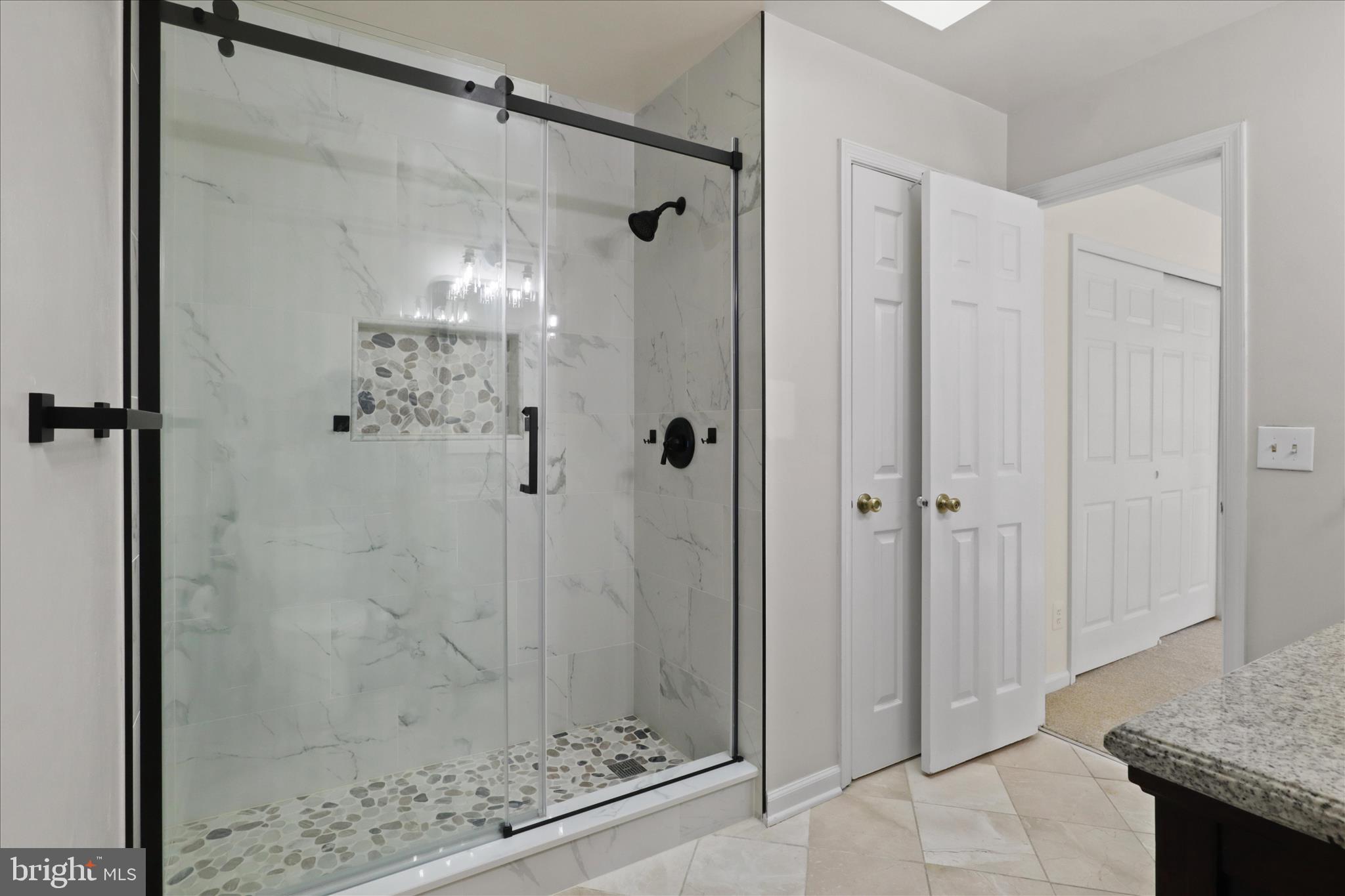 TYSONS TOWNES - Residential Lease