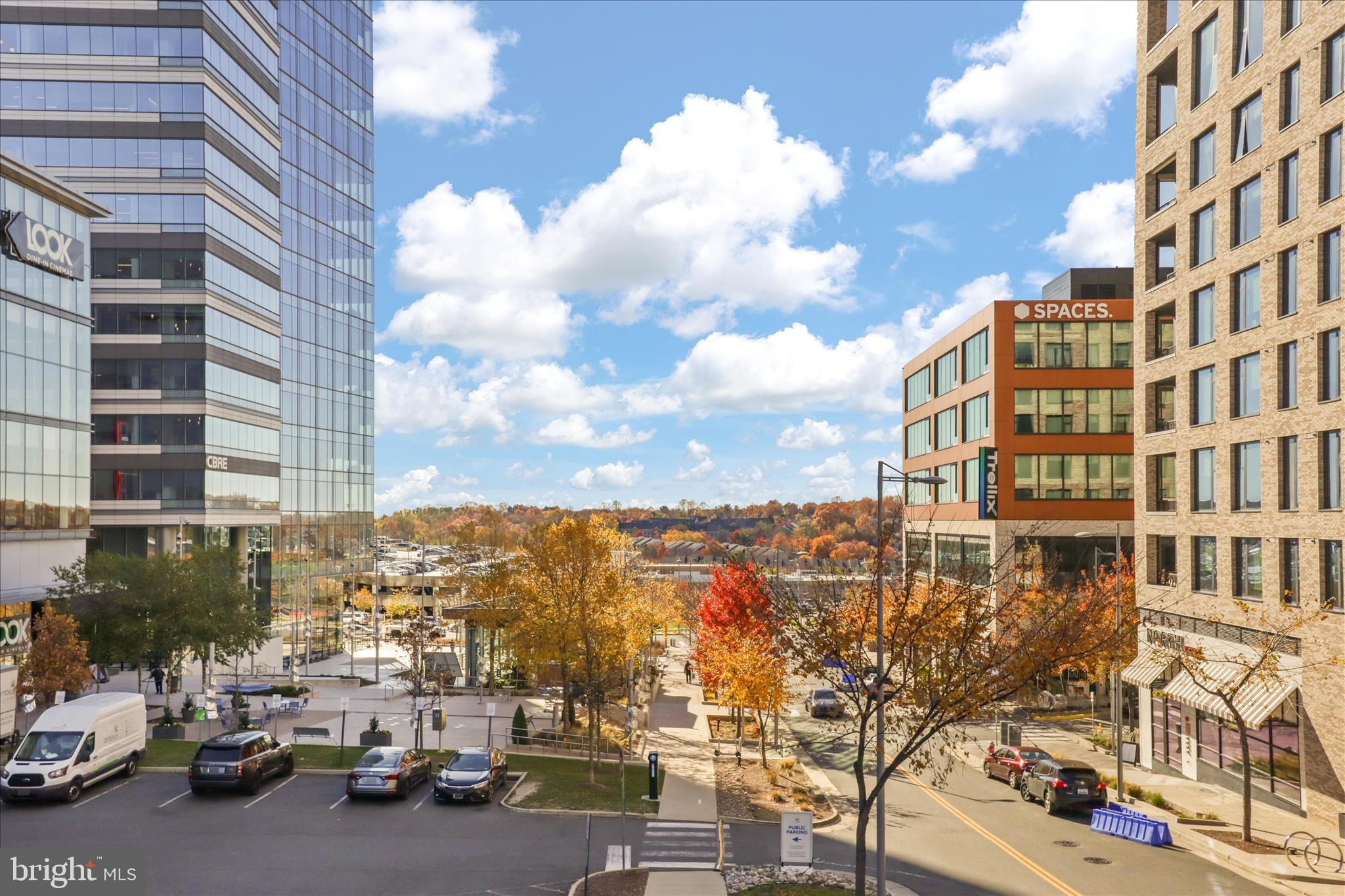 TYSONS TOWNES - Residential Lease