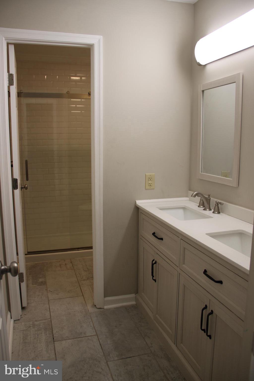 WESTLAKE VILLAGE - LANCASTER - Residential Lease