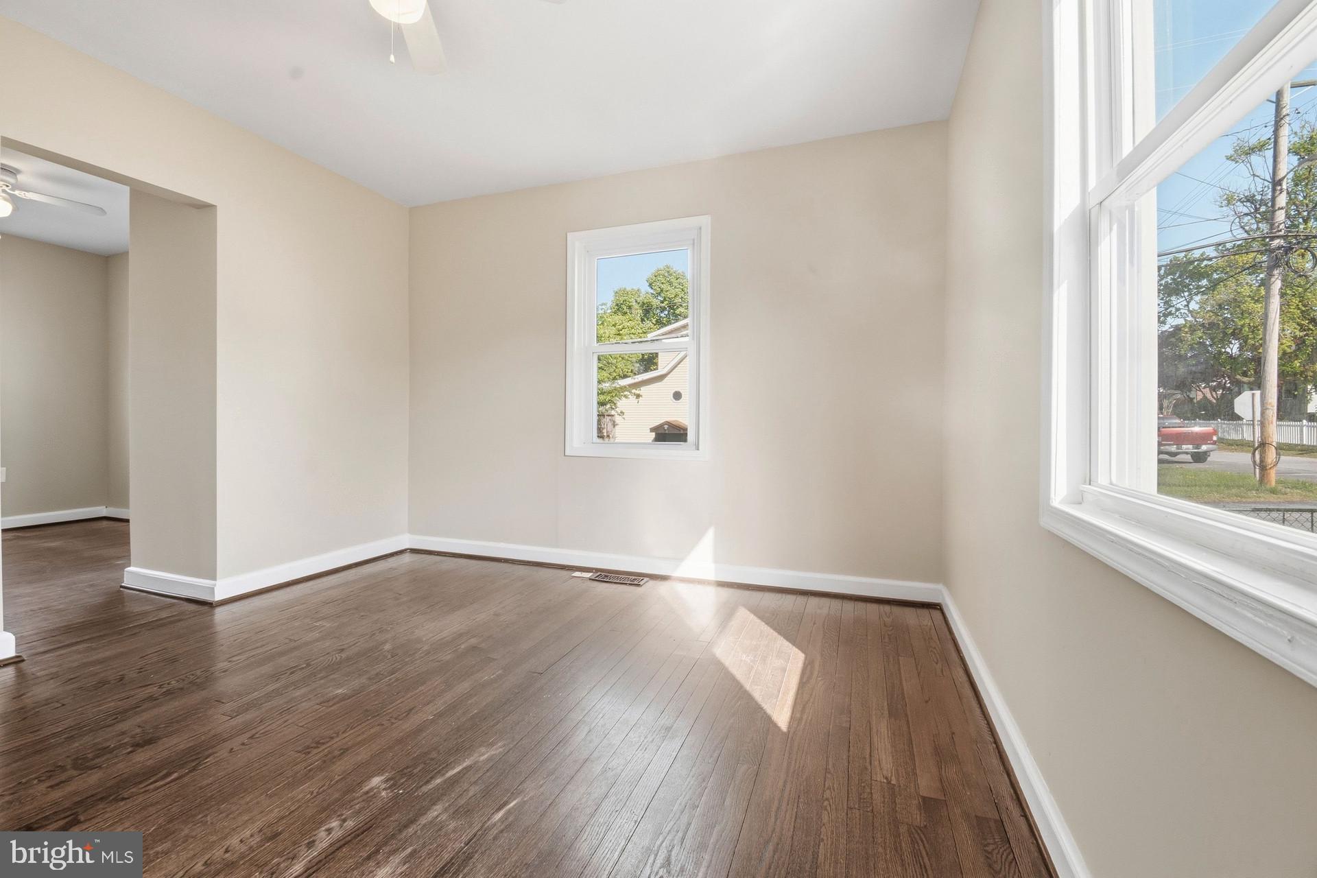 RIVIERA BEACH - Residential