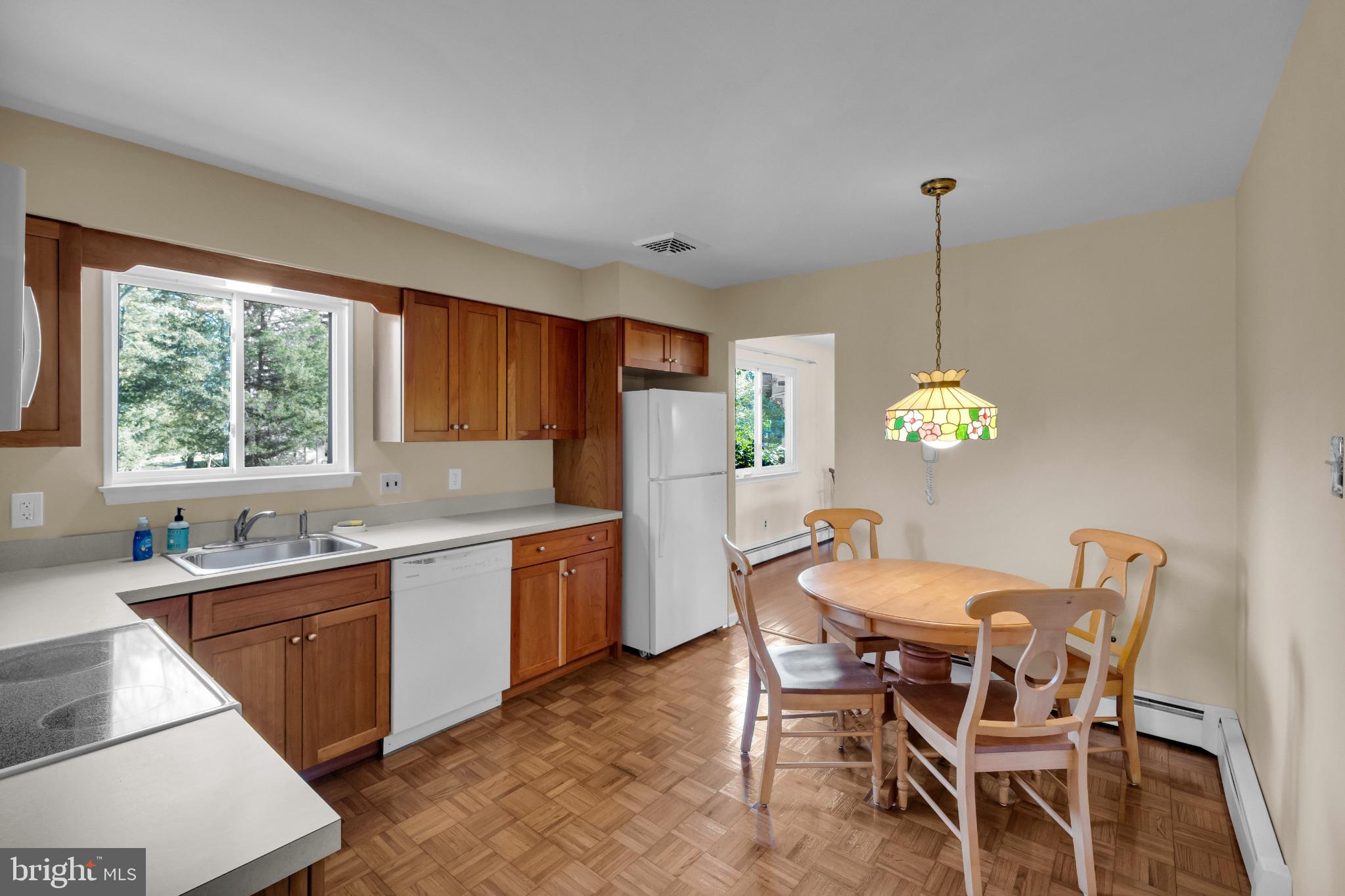 TOWER HILL - Residential