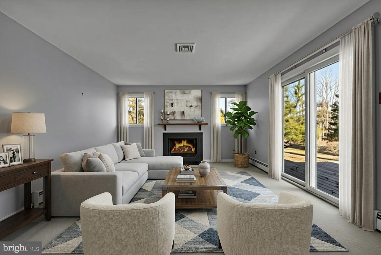 TOWER HILL - Residential