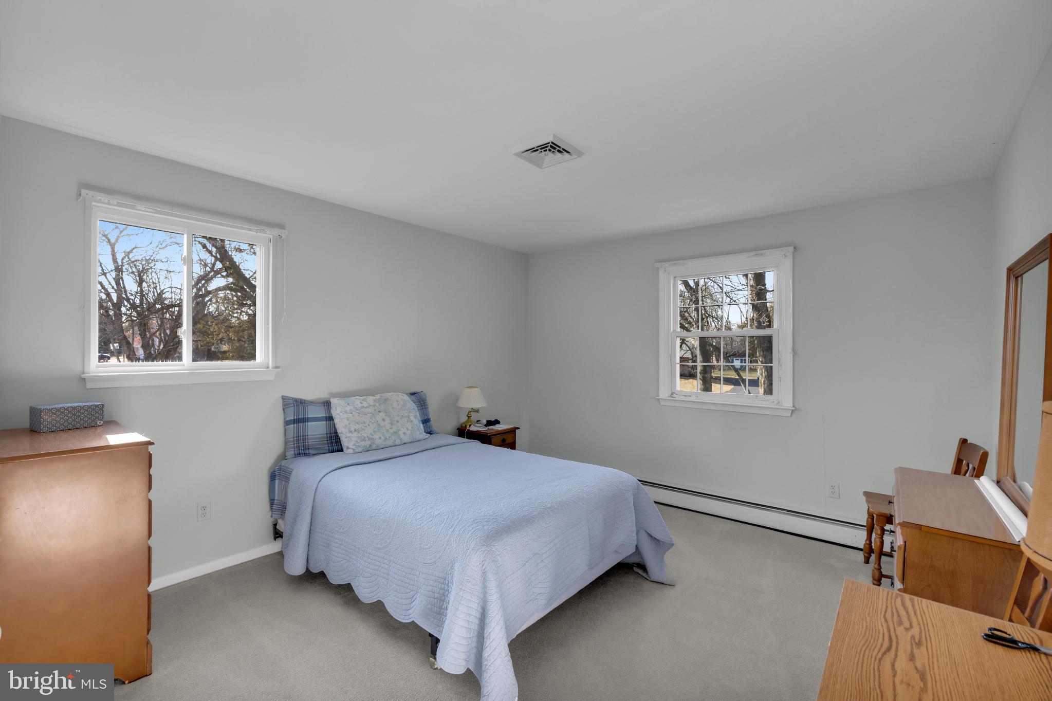 TOWER HILL - Residential