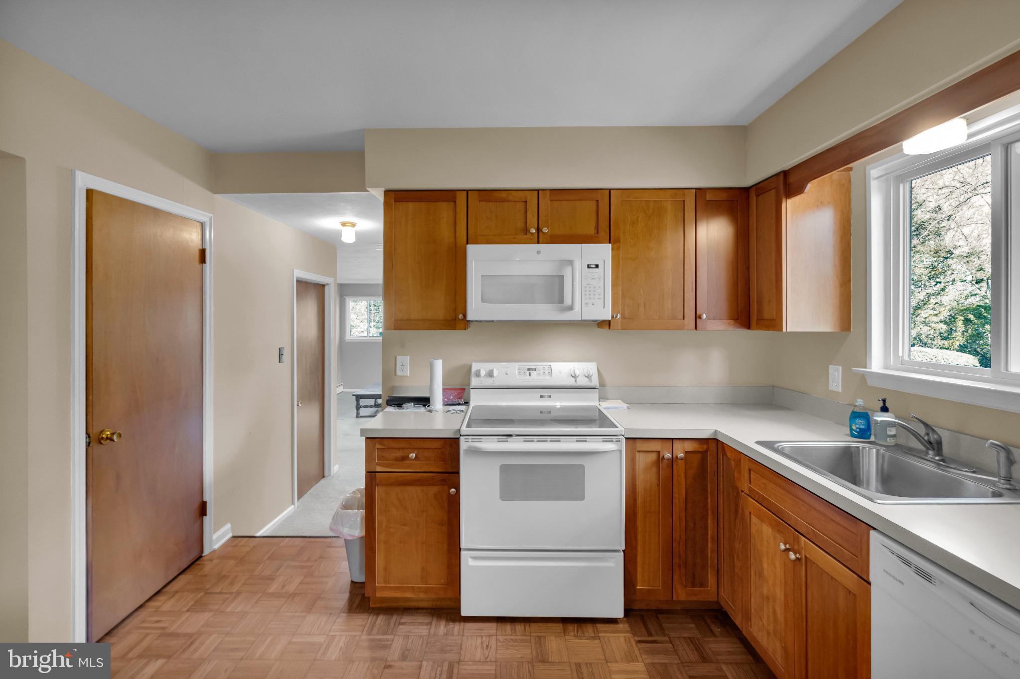 TOWER HILL - Residential