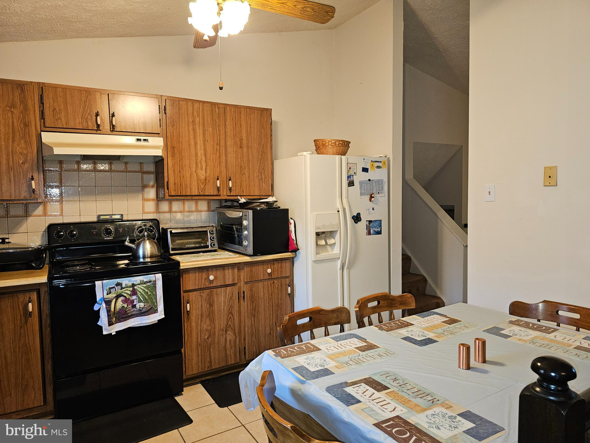 KINGS CREEK ESTS - Residential