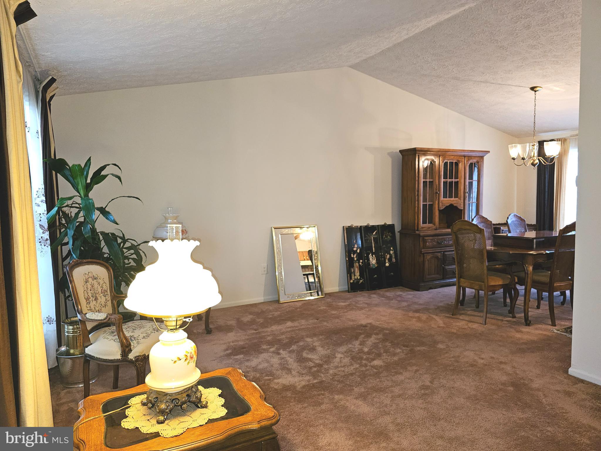 KINGS CREEK ESTS - Residential