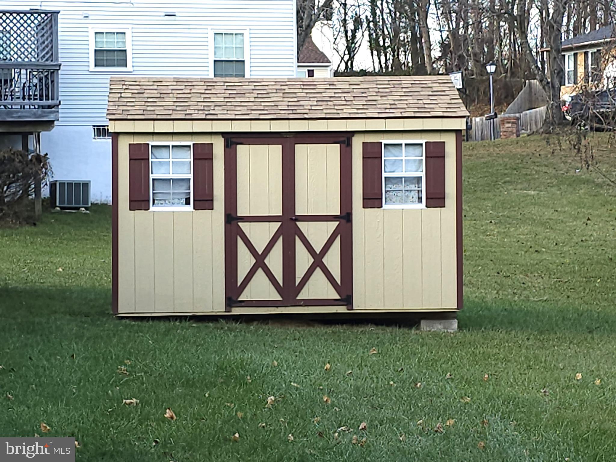 KINGS CREEK ESTS - Residential