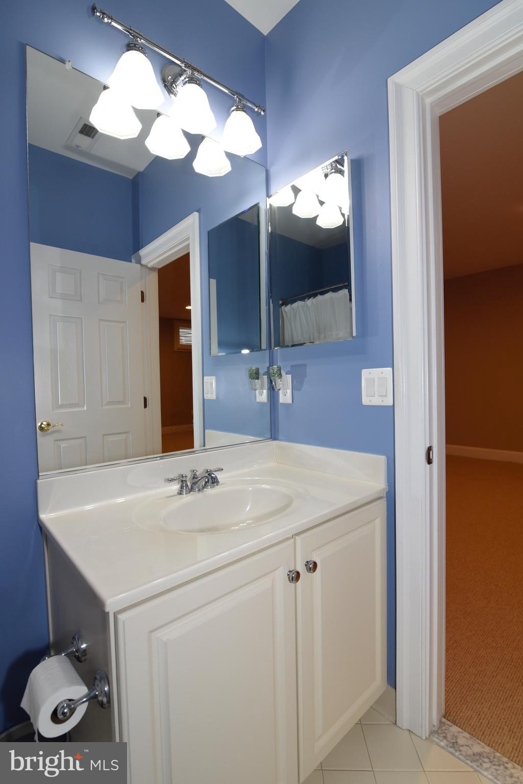 RIVER CREEK - Residential