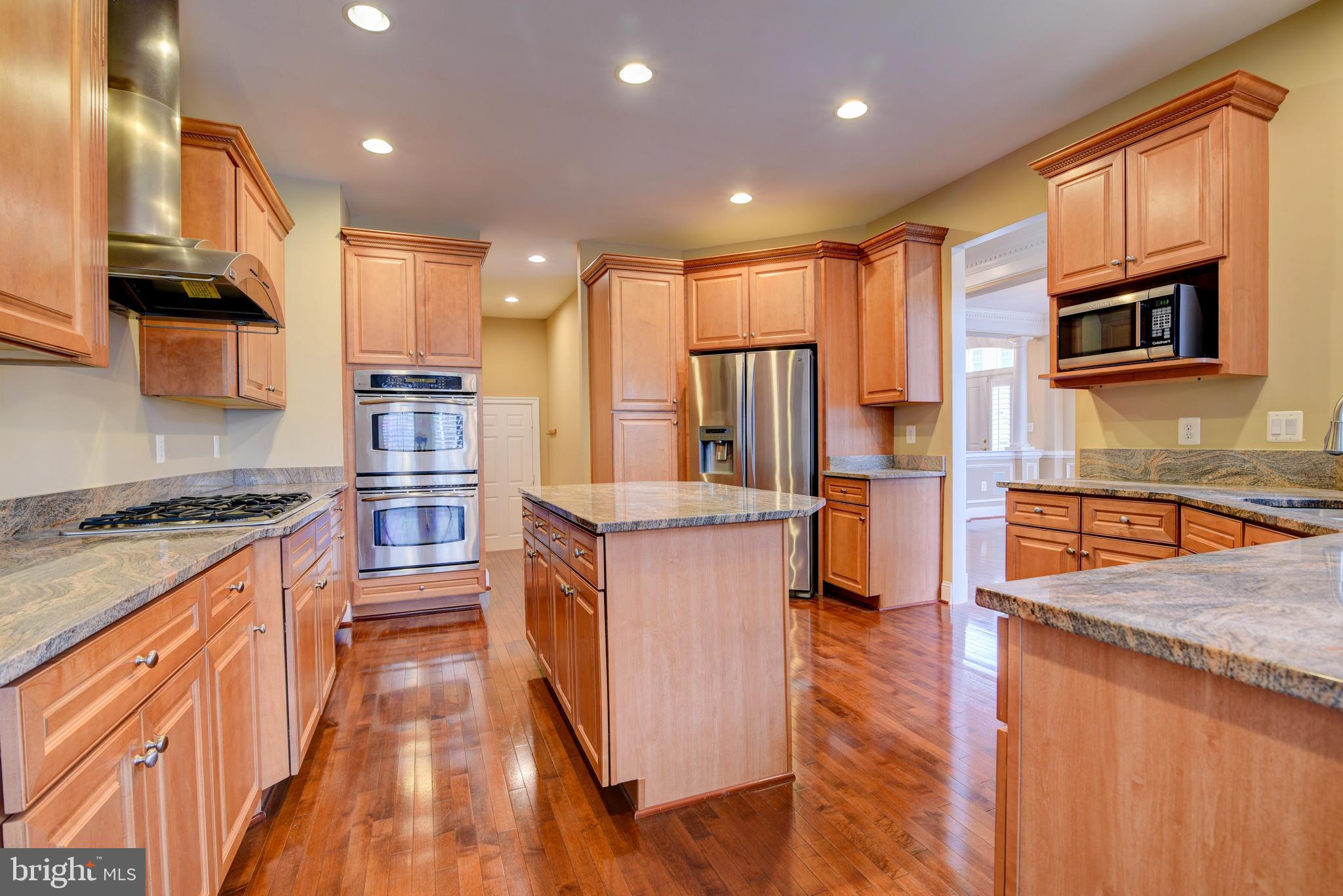 RIVER CREEK - Residential