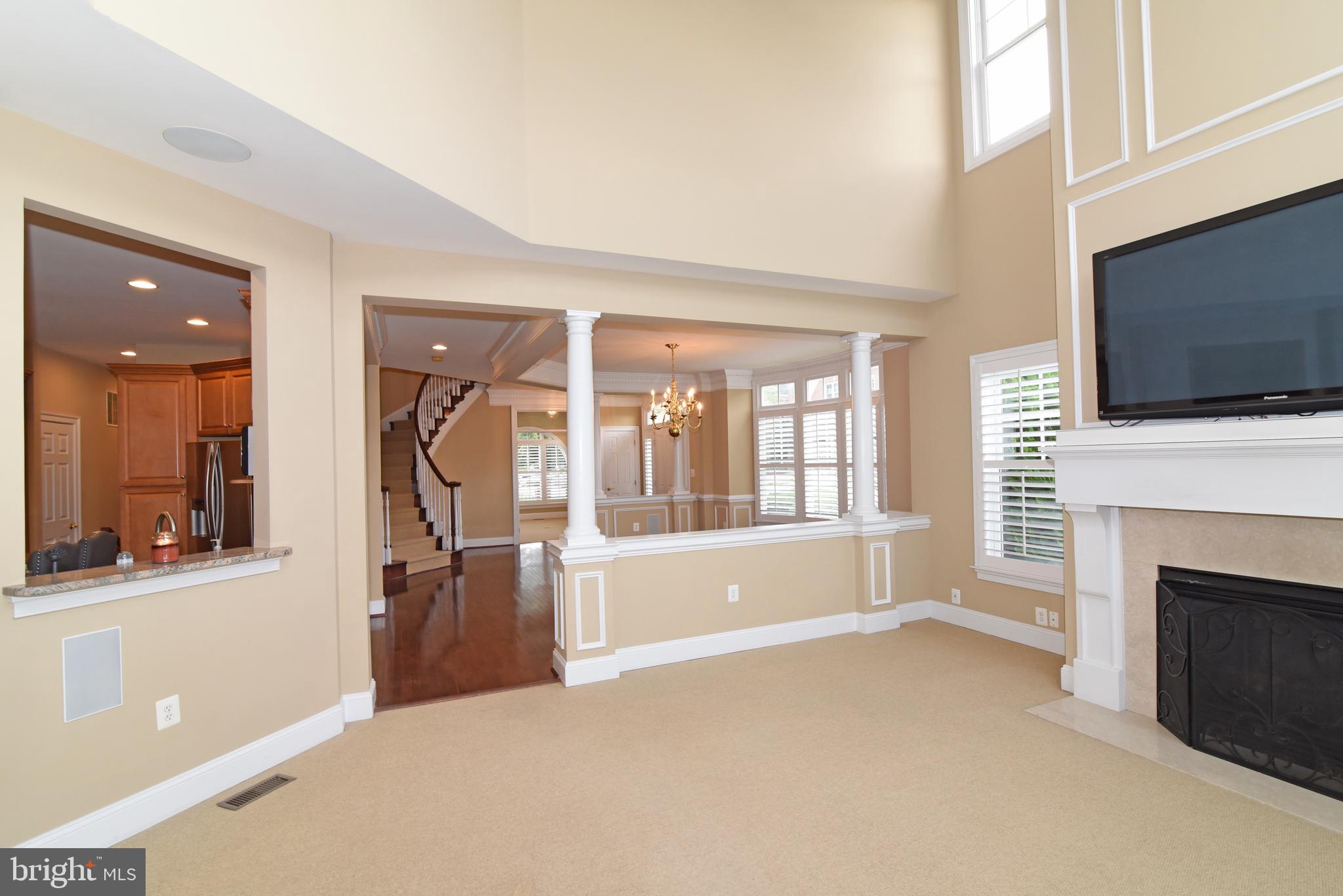 RIVER CREEK - Residential