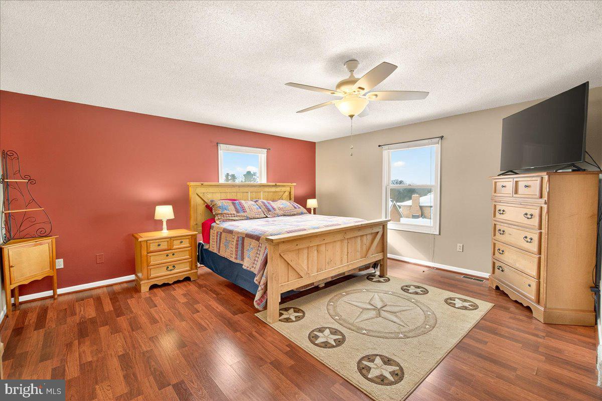 VAN LEAR - Residential