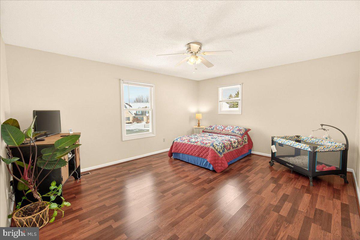 VAN LEAR - Residential