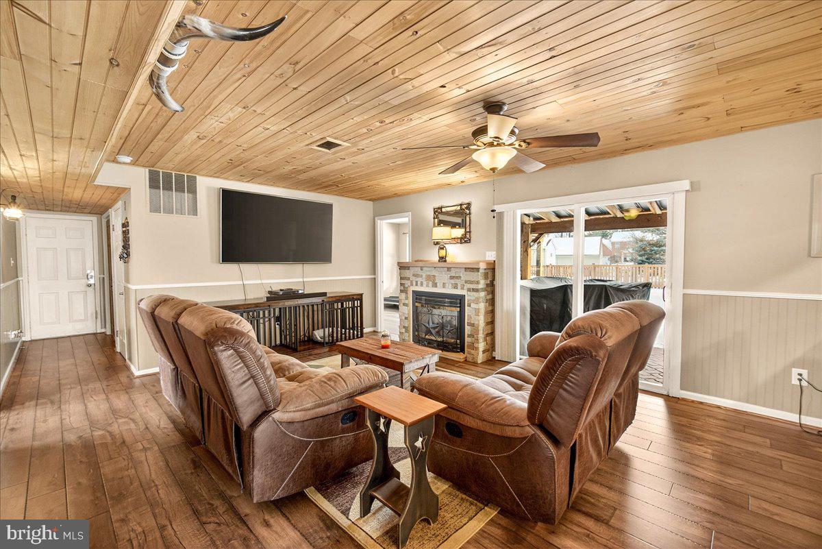 VAN LEAR - Residential