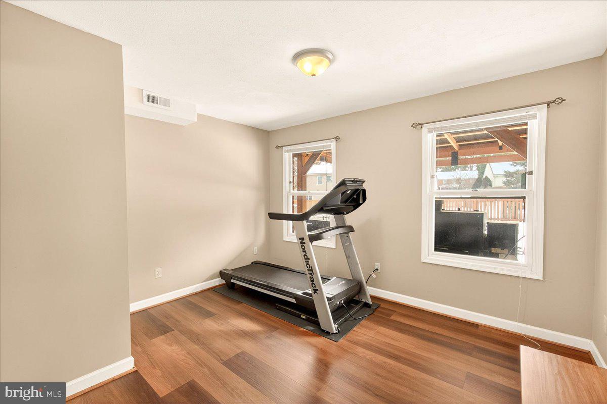 VAN LEAR - Residential