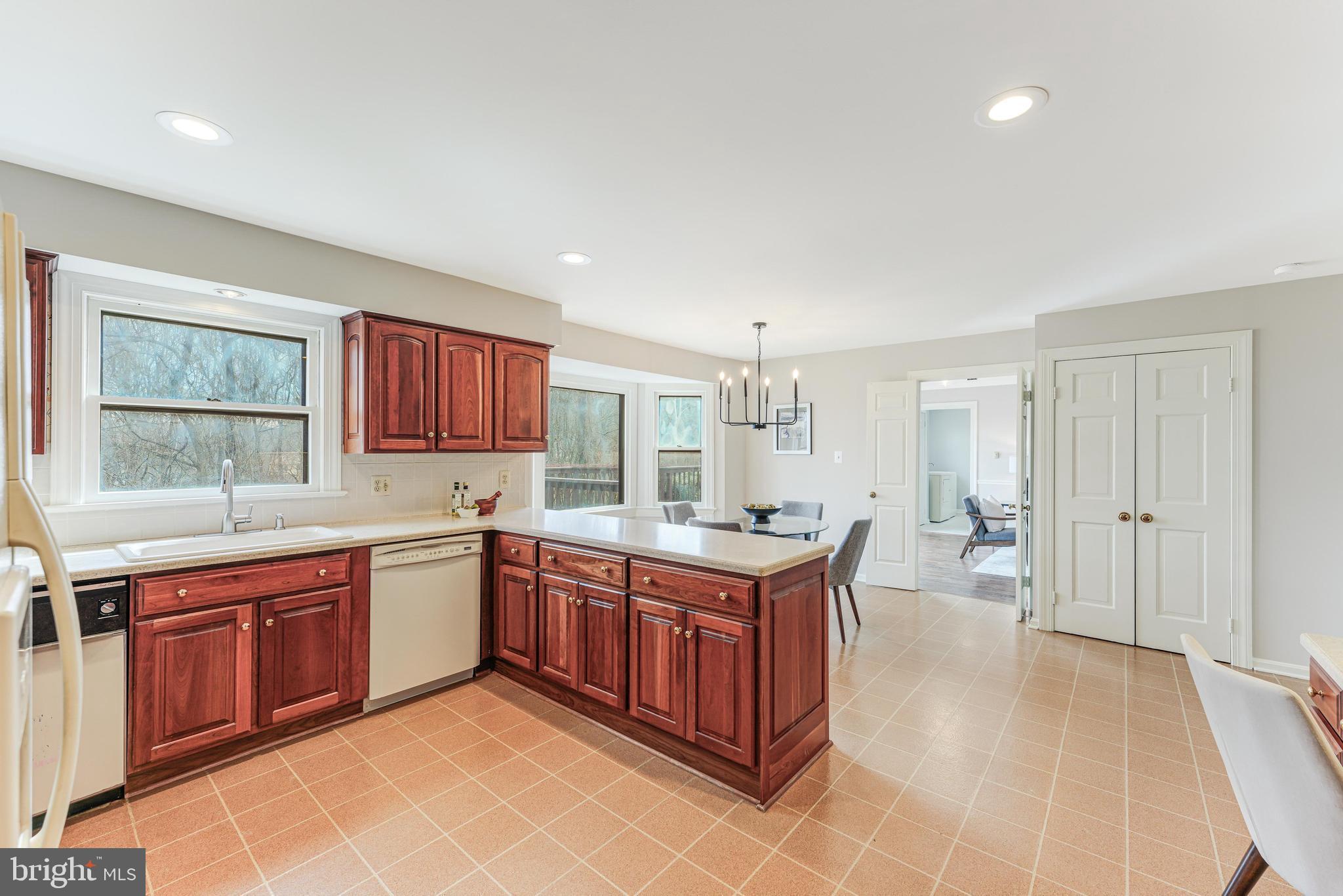 SADDLEBROOK ESTATES - Residential