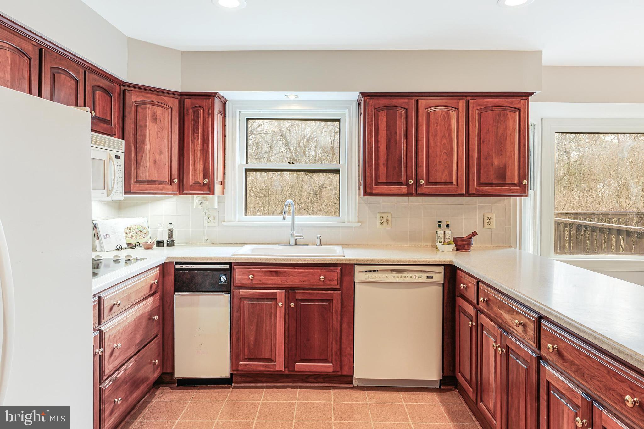 SADDLEBROOK ESTATES - Residential