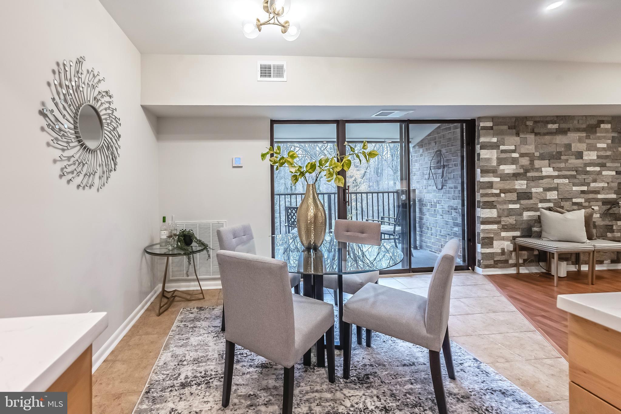 SHADOWOOD - Residential