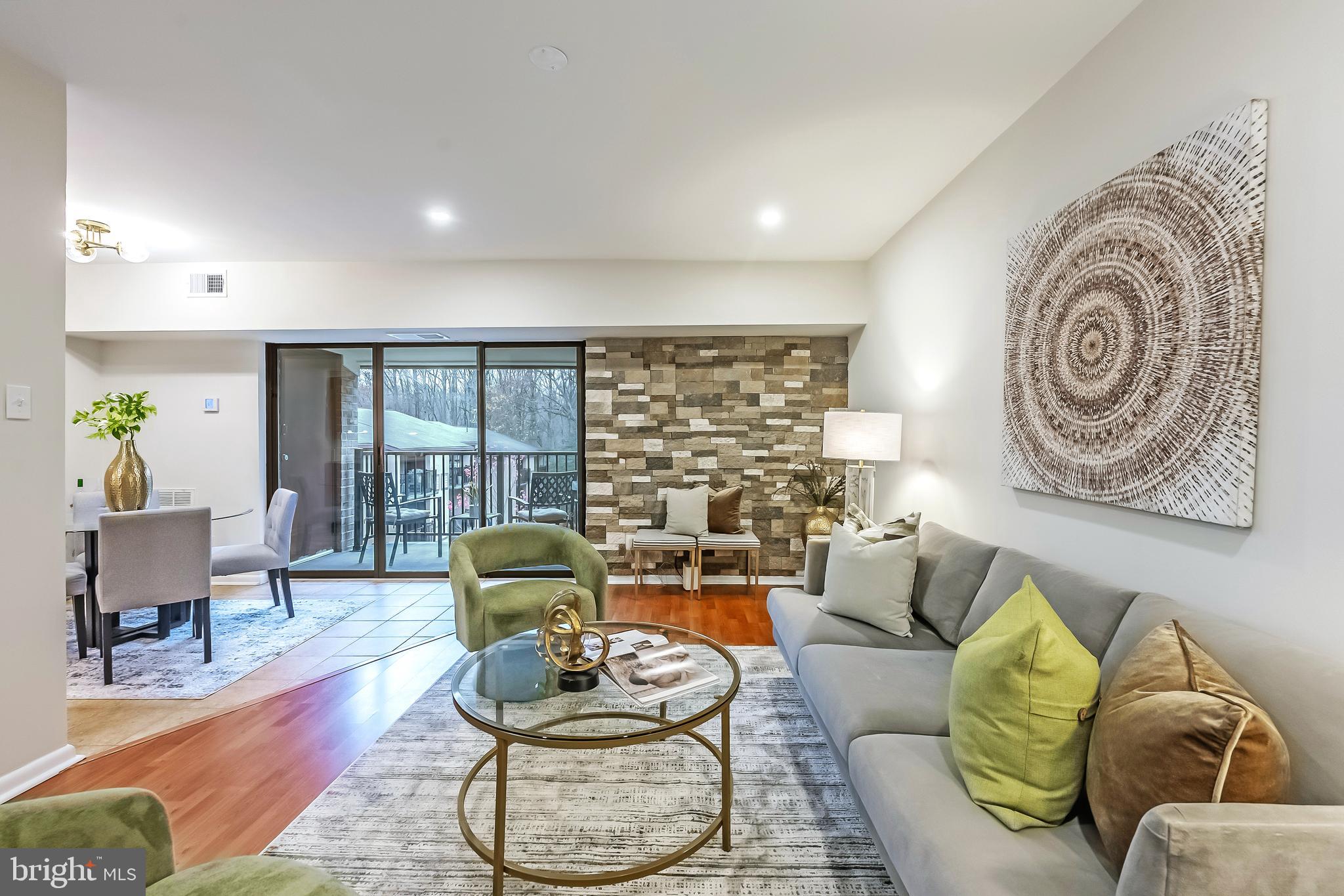 SHADOWOOD - Residential