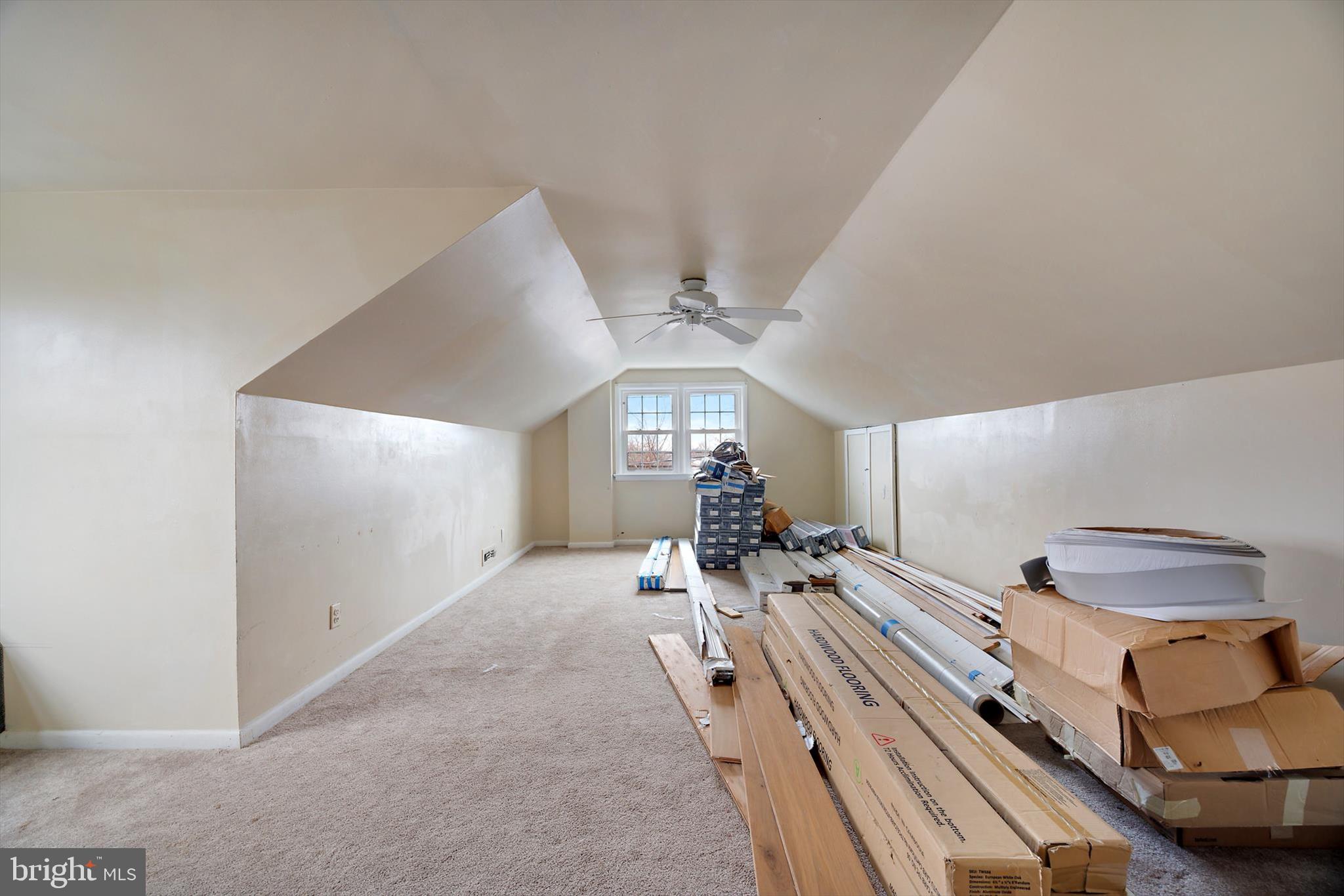 GLASSMANOR - Residential