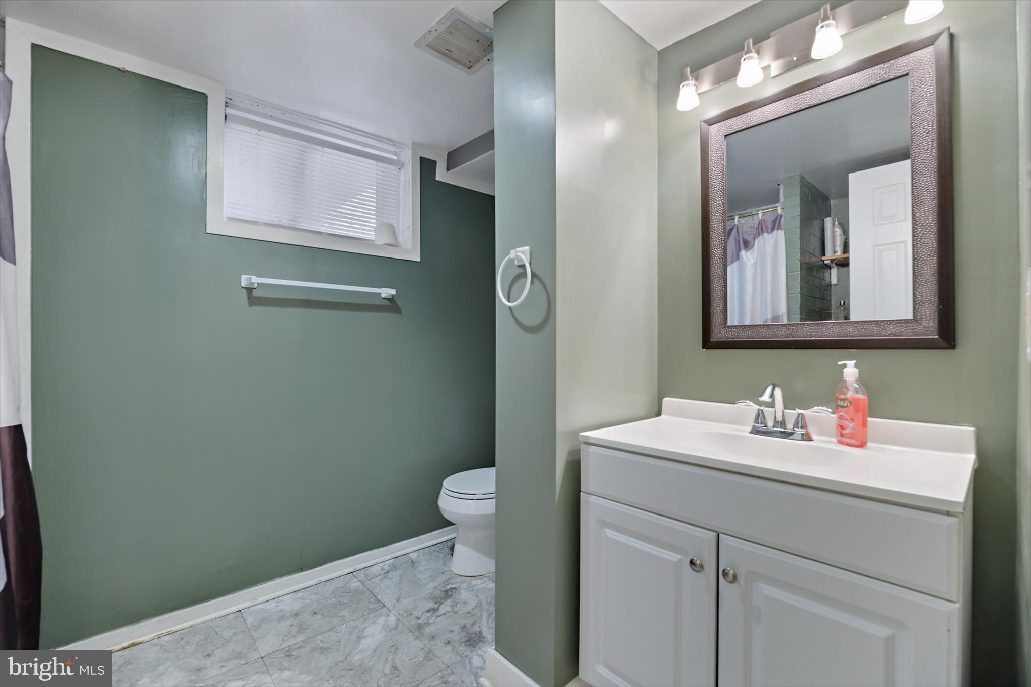 GLASSMANOR - Residential