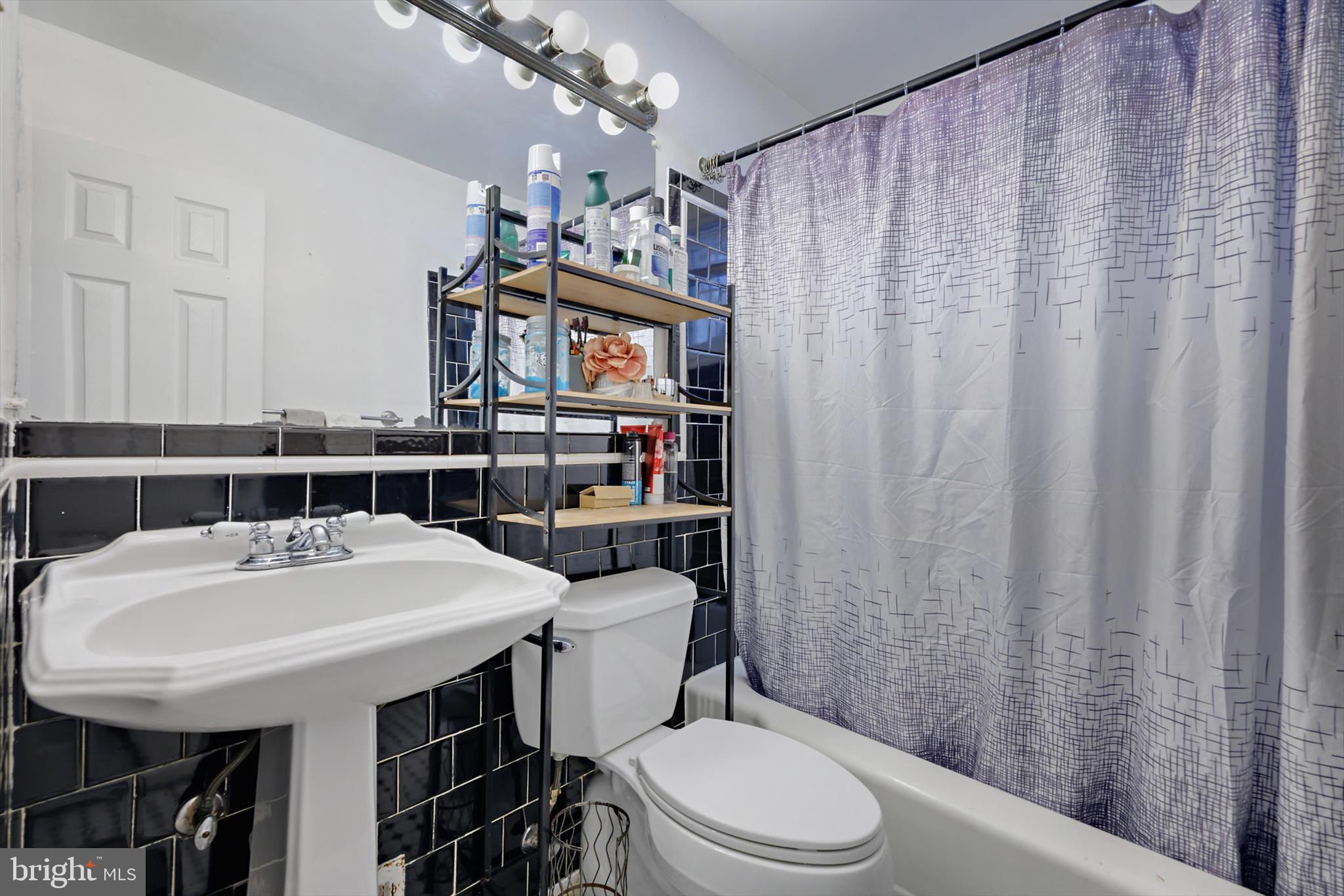 GLASSMANOR - Residential