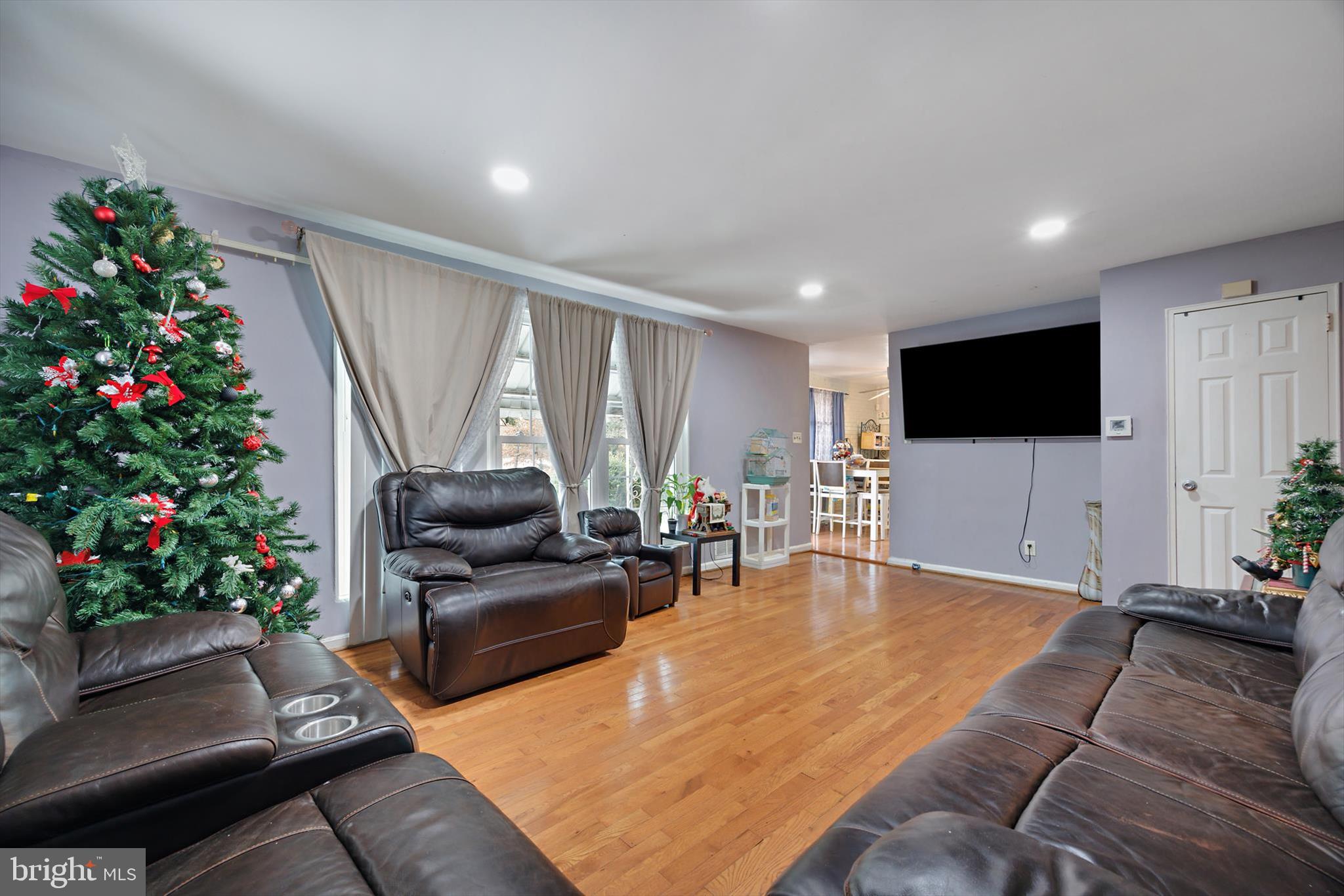 GLASSMANOR - Residential