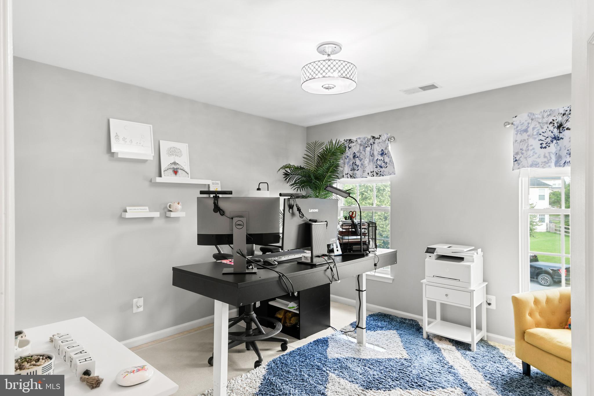 GALYN MANOR - Residential