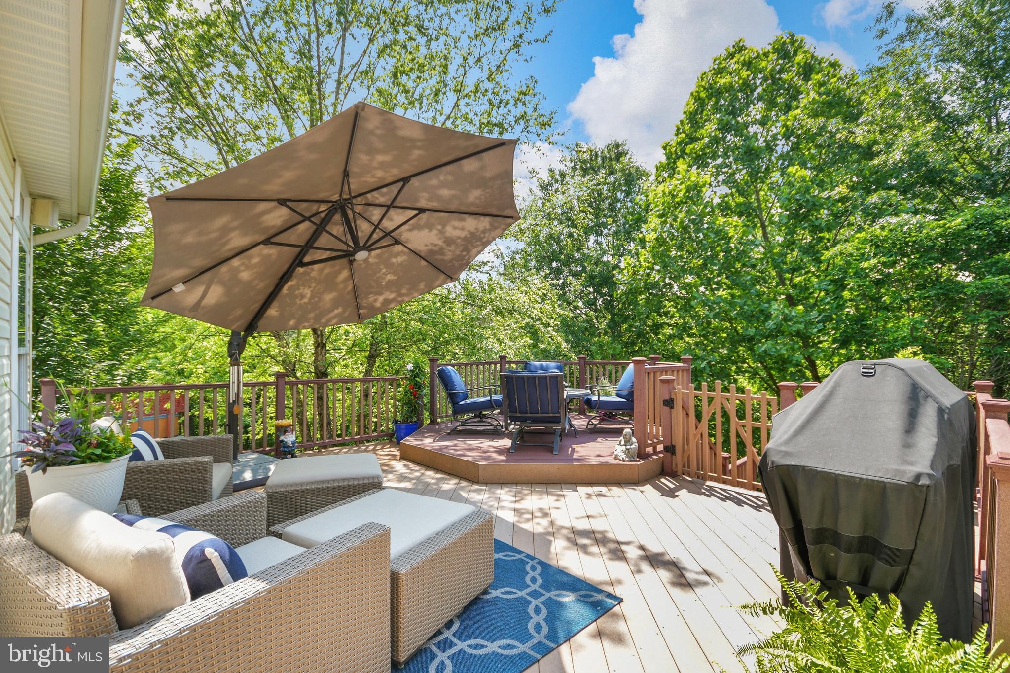 GALYN MANOR - Residential