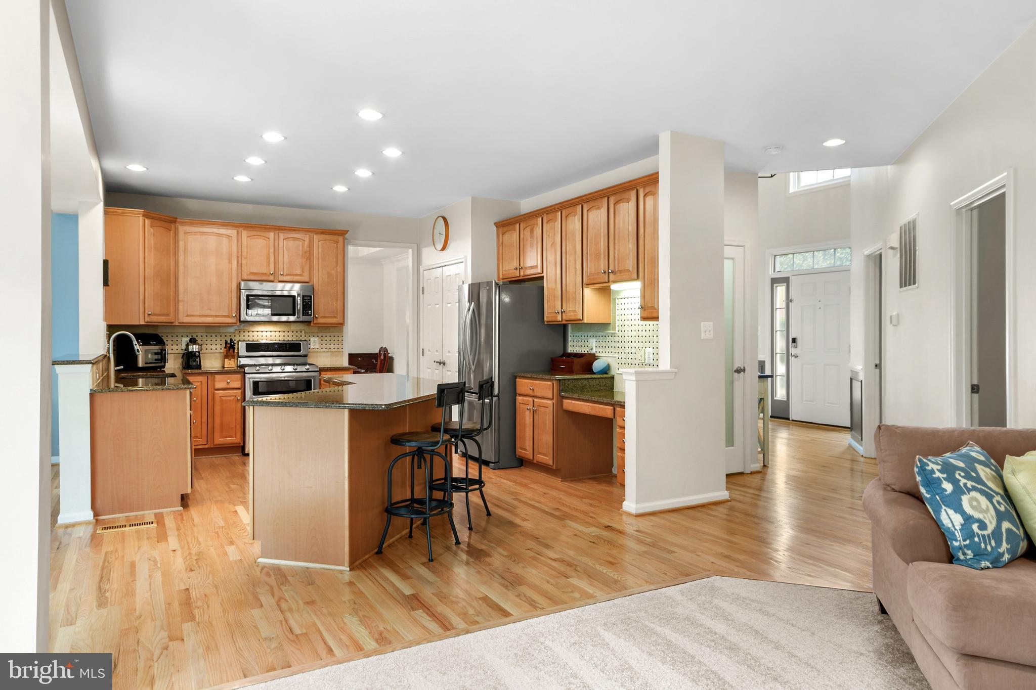 GALYN MANOR - Residential