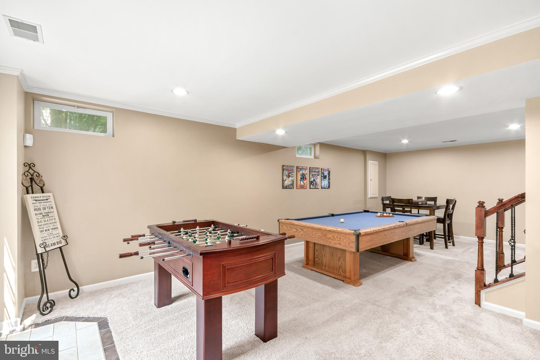 GALYN MANOR - Residential