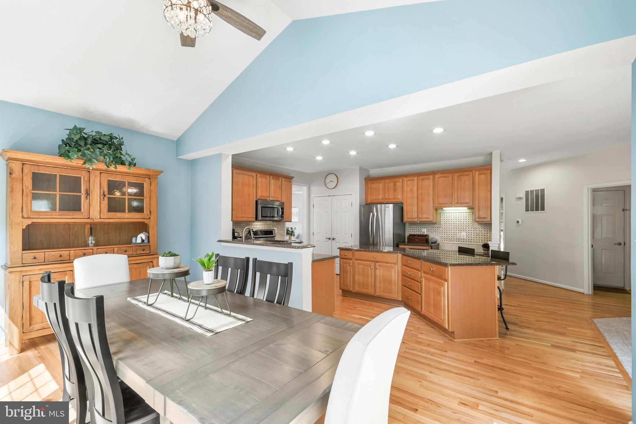 GALYN MANOR - Residential